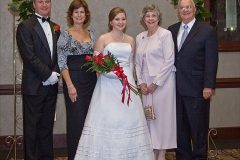 Elizabeth-Drew-Debutante-Presentation-2009-11